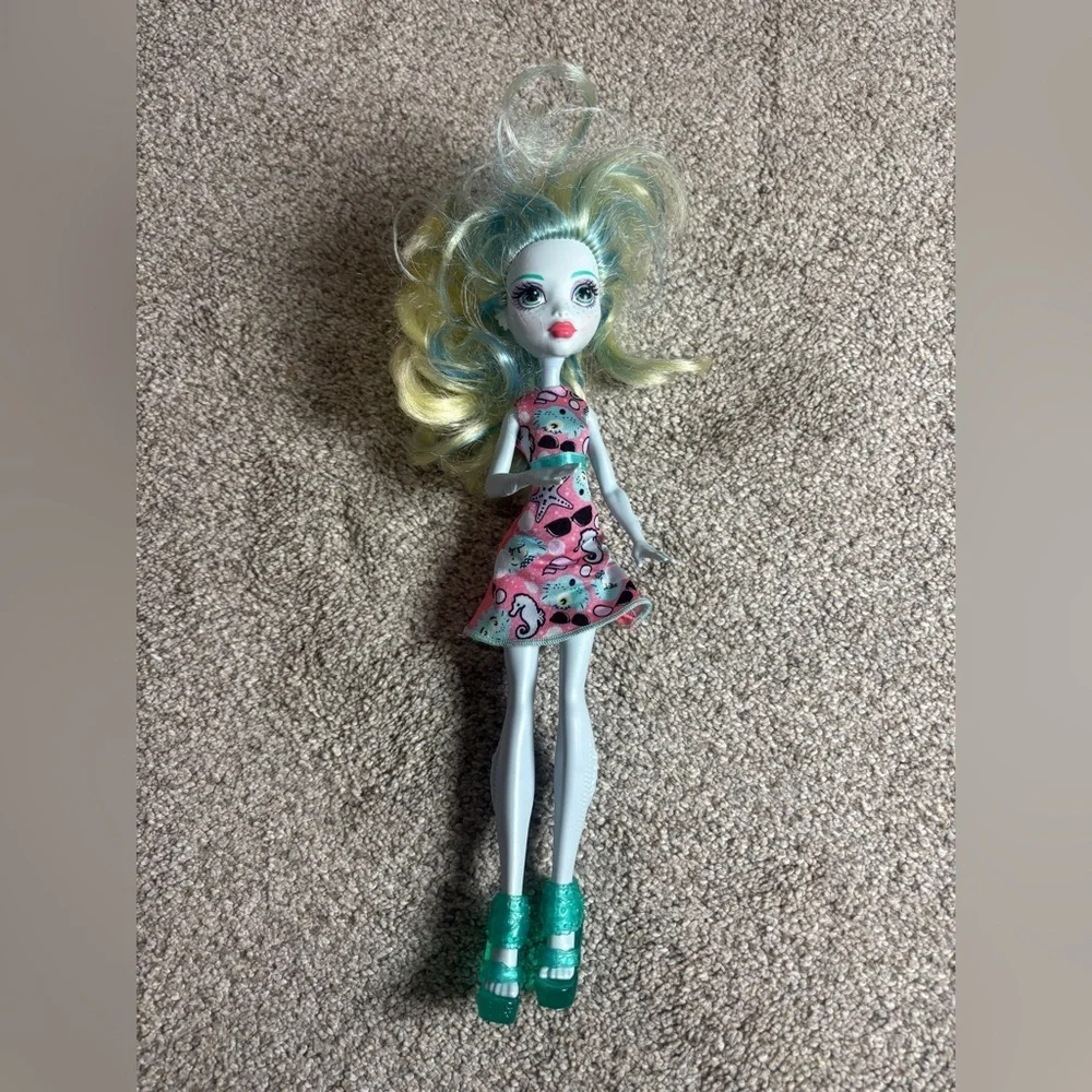 Monster High Emoji Lagoona Blue Budget Doll Mattel